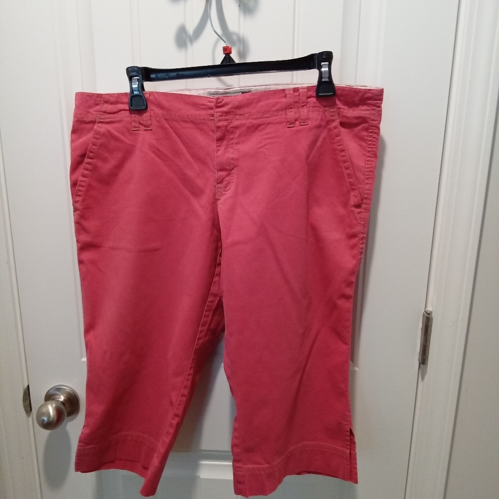 Old Navy Plus Size 14 Women's Pink Chino Style Capris